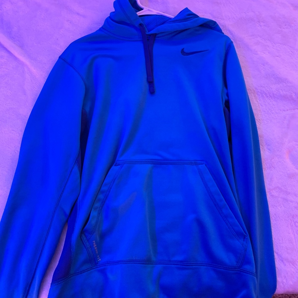 nike sweater